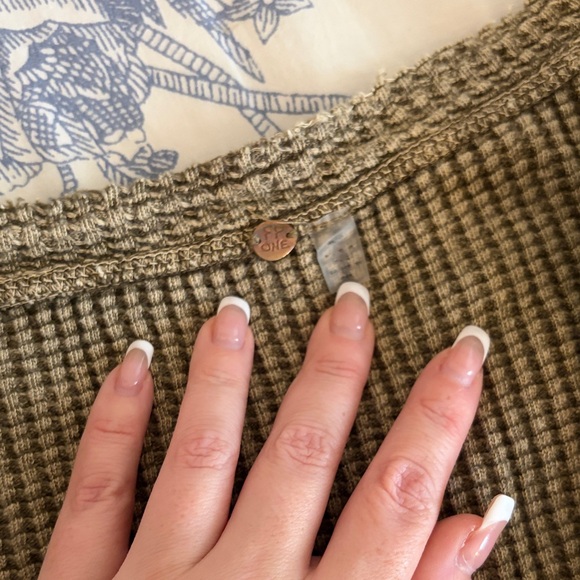 Free People Textured Olive Colt Thermal - Picture 2 of 4